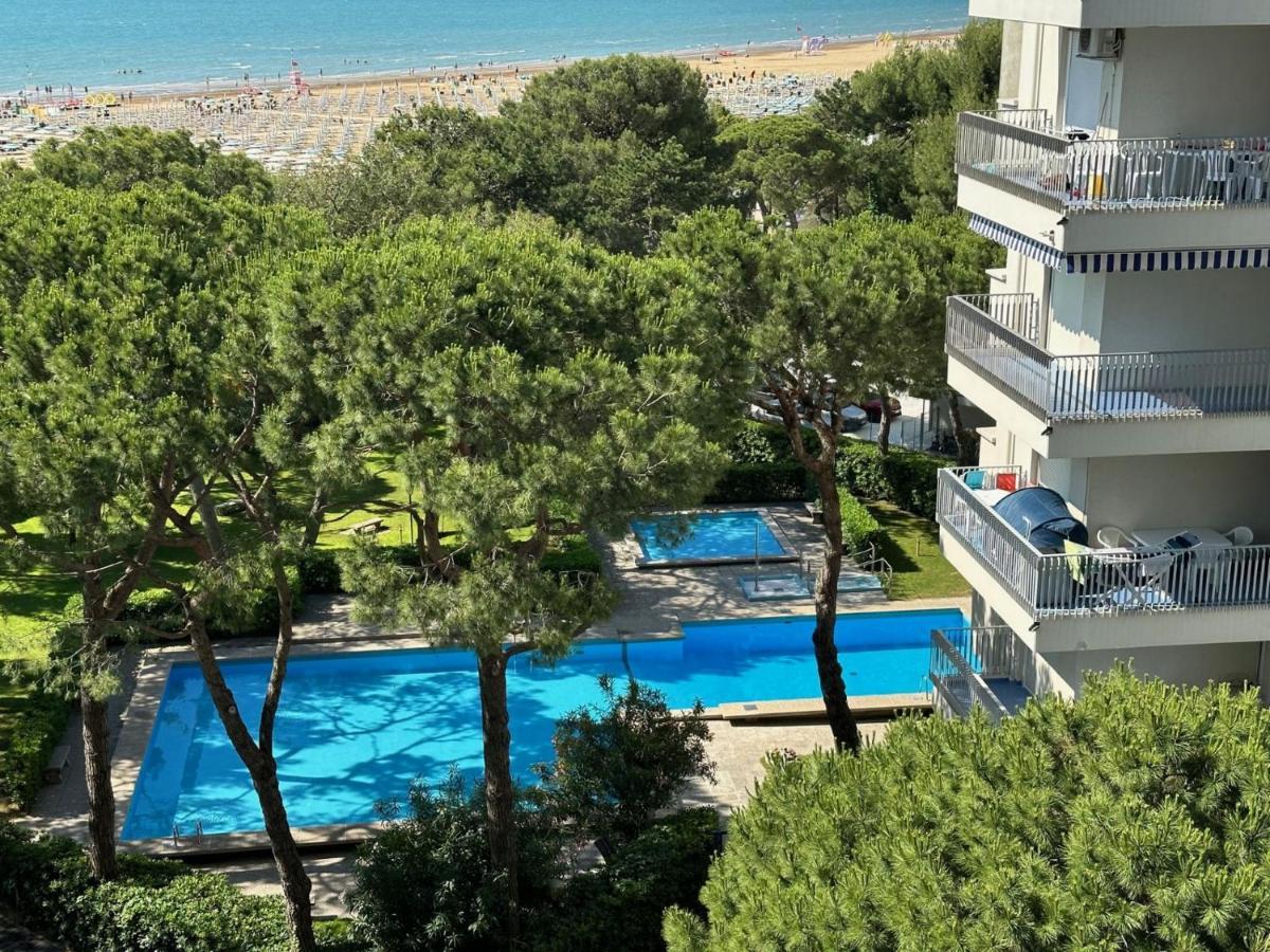 Residenza Marco Polo Apartment Lignano Sabbiadoro Exterior foto