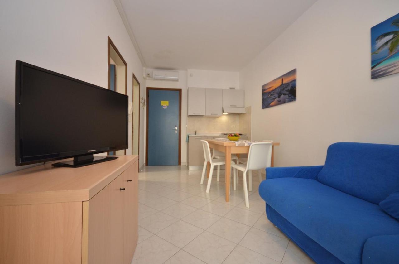 Residenza Marco Polo Apartment Lignano Sabbiadoro Exterior foto