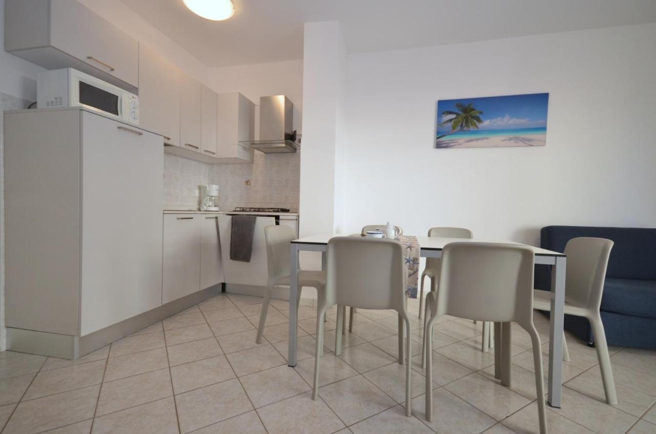 Residenza Marco Polo Apartment Lignano Sabbiadoro Exterior foto