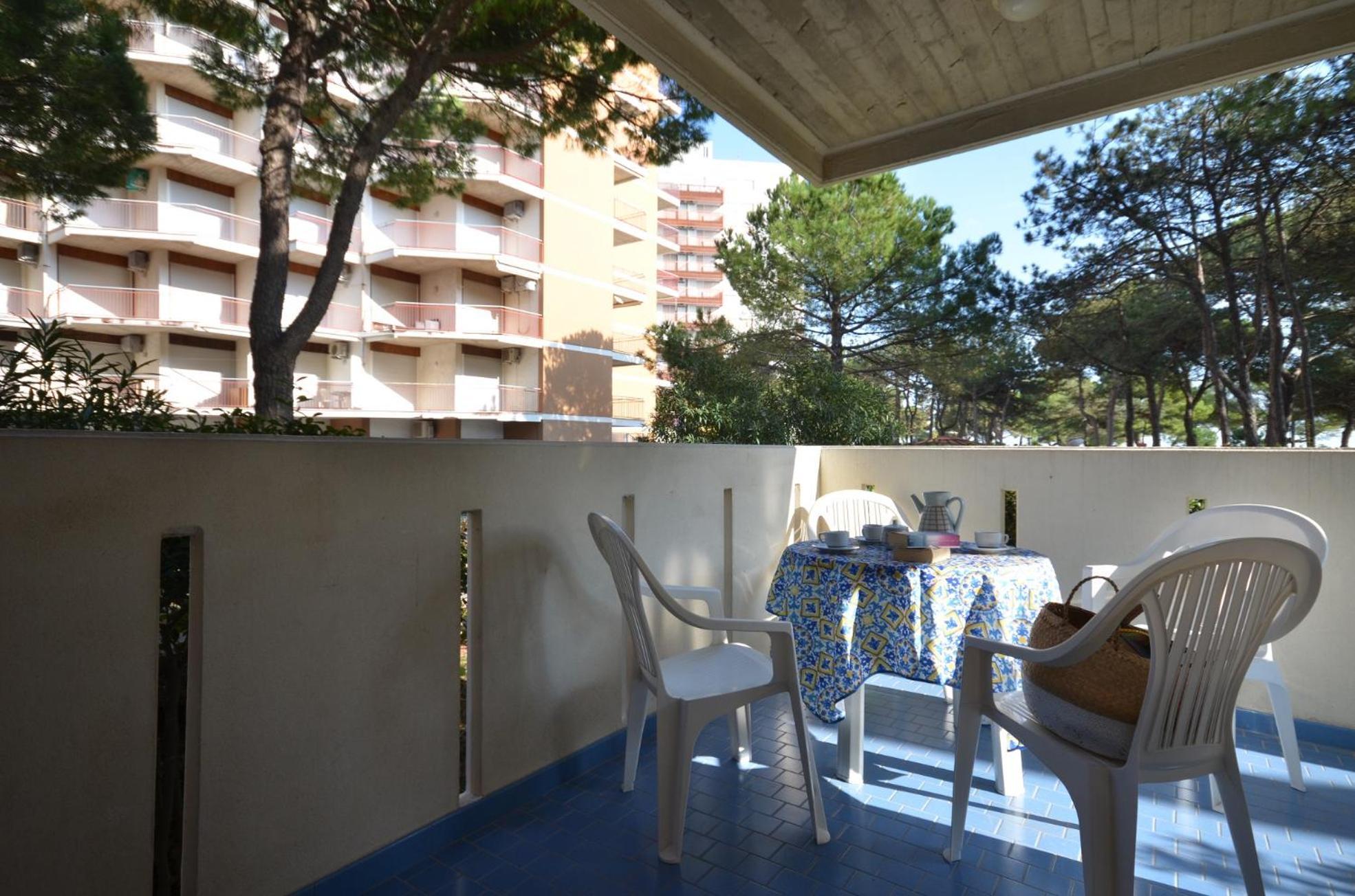 Residenza Marco Polo Apartment Lignano Sabbiadoro Exterior foto